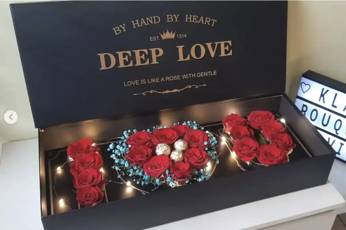 Deep Love Statement gift box RM295